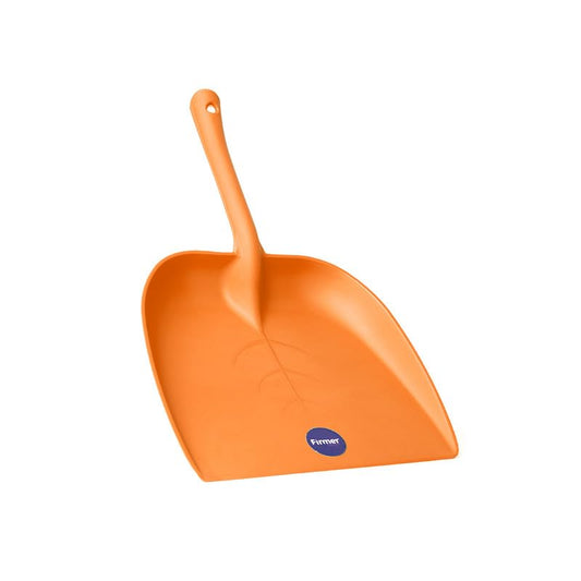 Dust pan