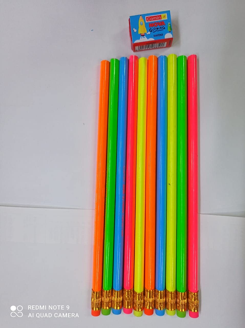 CAMLIN NOVA GLOWING PENCIL RT