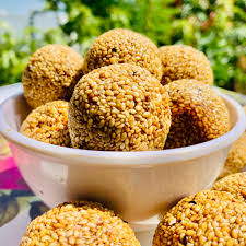LS TIL GUD LADOO 250 GM